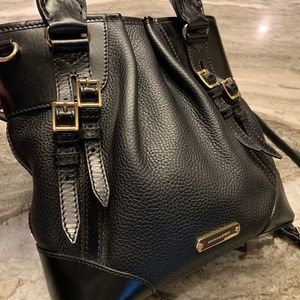 Burberry Bridle Whipstitch Black pebble leather bag. Flawless. Authentic.